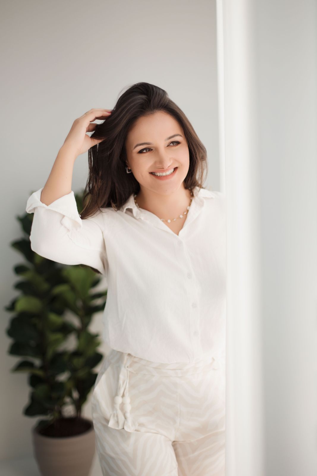 Ágatha olhando para a luz